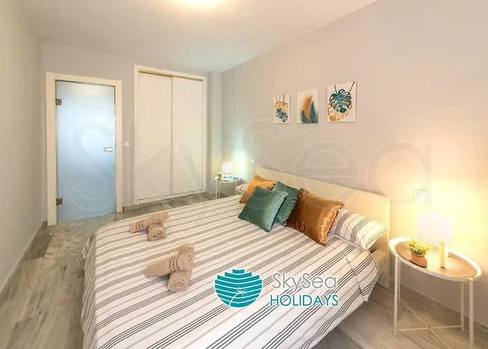 Sky Sea Holidays Turquesa Apartment Málaga
